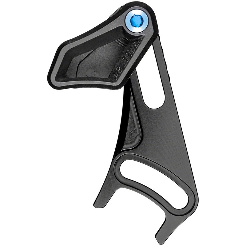 absoluteBLACK Oval Chainguide – ISCG-05 + BSA Mount 26-34t Oval Black